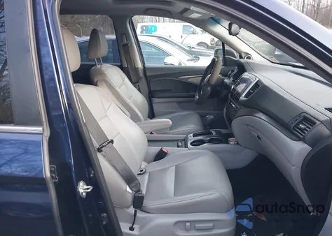 2017 Honda Pilot Ex-L z USA, uszkodzony, nr VIN 5FNYF6H59HB027540